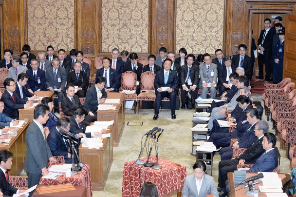 「TPPの審議より震災対応に全力を」と求める緒方議員