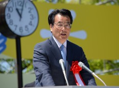 岡田民進党代表