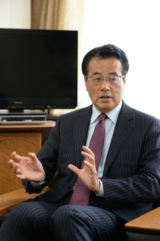 民進党代表 岡田克也(おかだ・かつや)