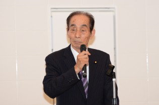 輿石東参院副議長