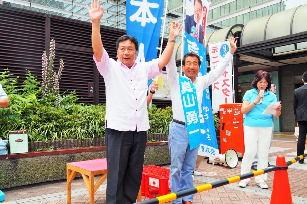 枝野幹事長と「もう1押しを」とアピール