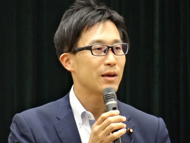 小山展弘民進党農政改革研究会座長・政務調査会副会長（農水部門担当）「行政改革のしわ寄せが現業職員の方に及ばないよう、現場の声に耳を傾けた政治を」