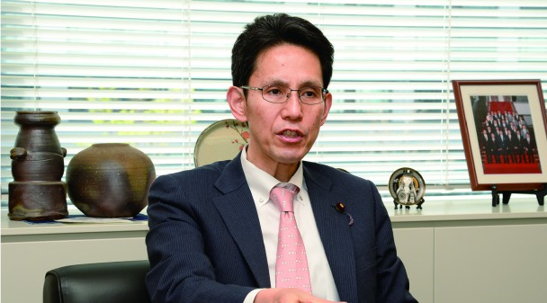 階猛(しな・たけし)衆院議員