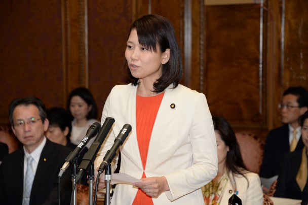 伊藤孝恵議員